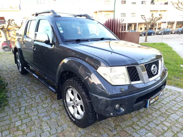 Nissan Navara 2009 - 18990 EUR, 321509 km - AUTO.MOTO.pt - 321509km - foto 3 de 13