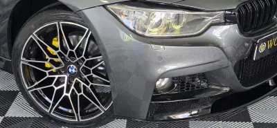 BMW 320 2013 - 21750 EUR, 170000 km - AUTO.MOTO.pt - 170000km - foto 17 de 51