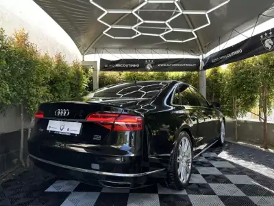 Audi A8 2016 - 39000 EUR, 170000 km - AUTO.MOTO.pt - 170000km - foto 6 de 53