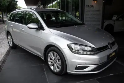 Volkswagen Golf Variant 2018 - 10750 EUR, 320319 km - AUTO.MOTO.pt - 320319km - foto 6 de 39