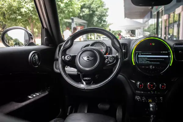 MINI Countryman 2018 - 19990 EUR, 92179 km - AUTO.MOTO.pt - 92179km - foto 35 de 44
