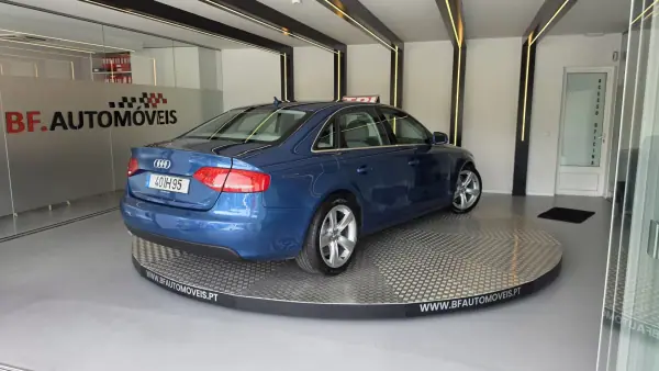Audi A4 2009 - 9900 EUR, 305847 km - AUTO.MOTO.pt - 305847km - foto 20 de 57