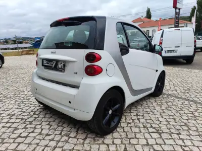 Smart ForTwo Coupé 2011 - 6900 EUR, 115000 km - 115000km - foto 6 de 23
