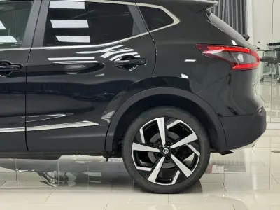 Nissan Qashqai 2017 - 16890 EUR, 117000 km - AUTO.MOTO.pt - 117000km - foto 9 de 40