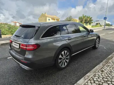 Mercedes-Benz E 220 2018 - 36980 EUR, 125000 km - AUTO.MOTO.pt - 125000km - foto 5 de 25