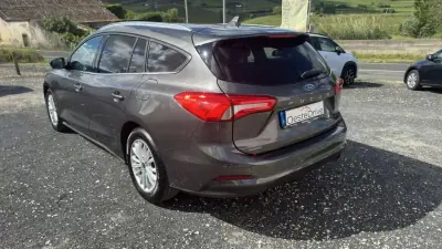 Ford Focus SW 2020 - 13800 EUR, 134000 km - AUTO.MOTO.pt - 134000km - foto 7 de 26
