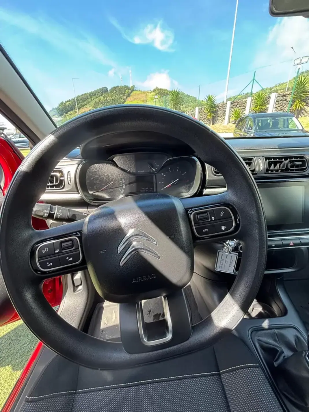 Citroën C3 2017 - 13490 EUR, 80500 km - AUTO.MOTO.pt - 80500km - foto 11 de 14