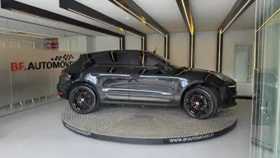 Porsche Macan 2014 - 33900 EUR, 211992 km - AUTO.MOTO.pt - 211992km - foto 8 de 58