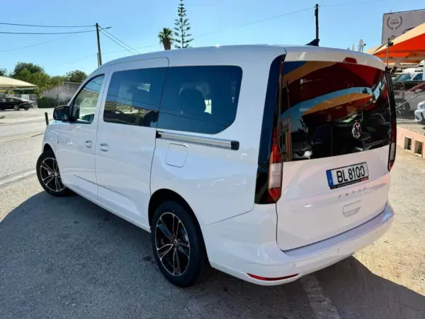 Volkswagen Caddy 2024 - 34950 EUR, 35345 km - AUTO.MOTO.pt - 35345km - foto 4 de 10