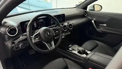 Mercedes-Benz A 180 2019 - 21990 EUR, 122958 km - AUTO.MOTO.pt - 122958km - foto 16 de 24