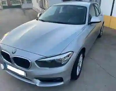 BMW 116 2016 - 10000 EUR, 212000 km - AUTO.MOTO.pt - 212000km - foto 1 de 25