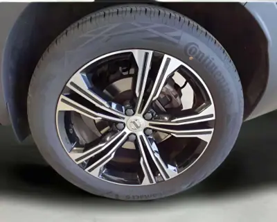 Volvo XC 40 2022 - 34500 EUR, 27891 km - AUTO.MOTO.pt - 27891km - foto 8 de 11