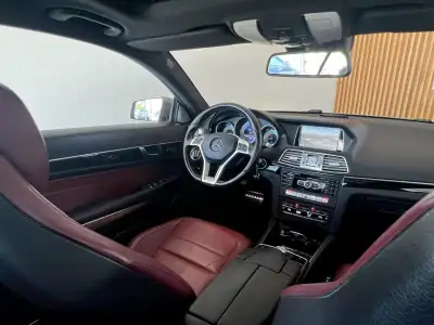 Mercedes-Benz E 220 2015 - 24999 EUR, 161900 km - AUTO.MOTO.pt - 161900km - foto 84 de 135