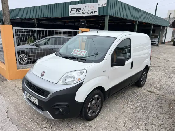 Fiat Fiorino 2021 - 8990 EUR, 145431 km - AUTO.MOTO.pt - 145431km - foto 2 de 15