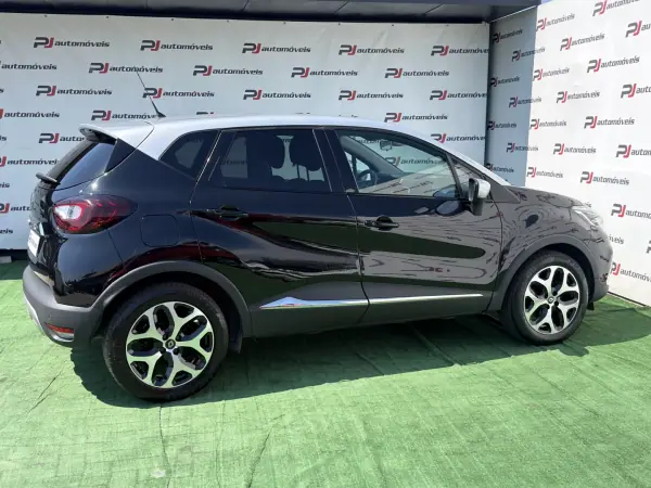 Renault Captur 2018 - 12990 EUR, 113813 km - AUTO.MOTO.pt - 113813km - foto 8 de 20