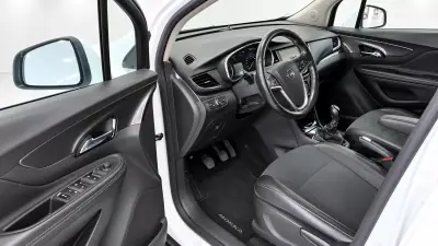 Opel Mokka X 2017 — foto 5 de 9