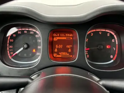Fiat Panda 2022 - 11900 EUR, 42000 km - AUTO.MOTO.pt - 42000km - foto 14 de 26