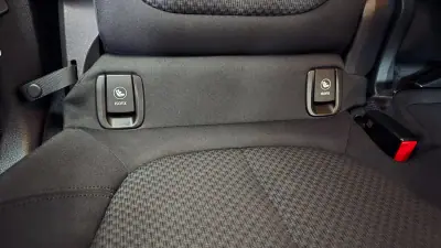 BMW 216 Active Tourer 2016 - 14350 EUR, 164784 km - AUTO.MOTO.pt - 164784km - foto 64 de 71