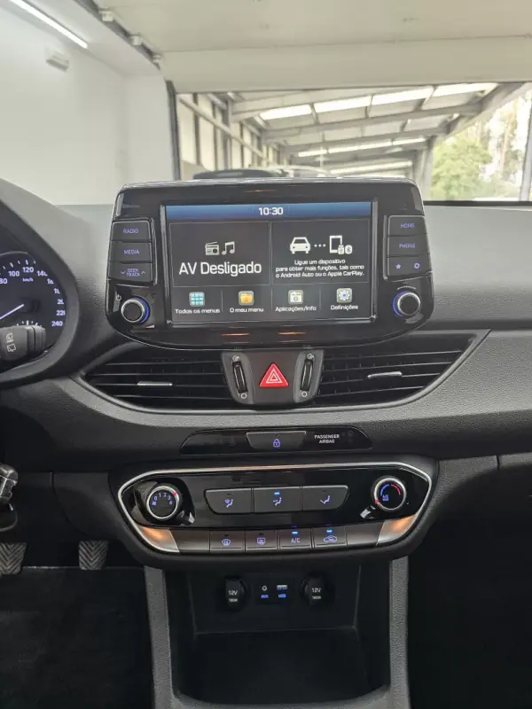 Hyundai i30 2019 - 14900 EUR, 43264 km - AUTO.MOTO.pt - 43264km - foto 30 de 33