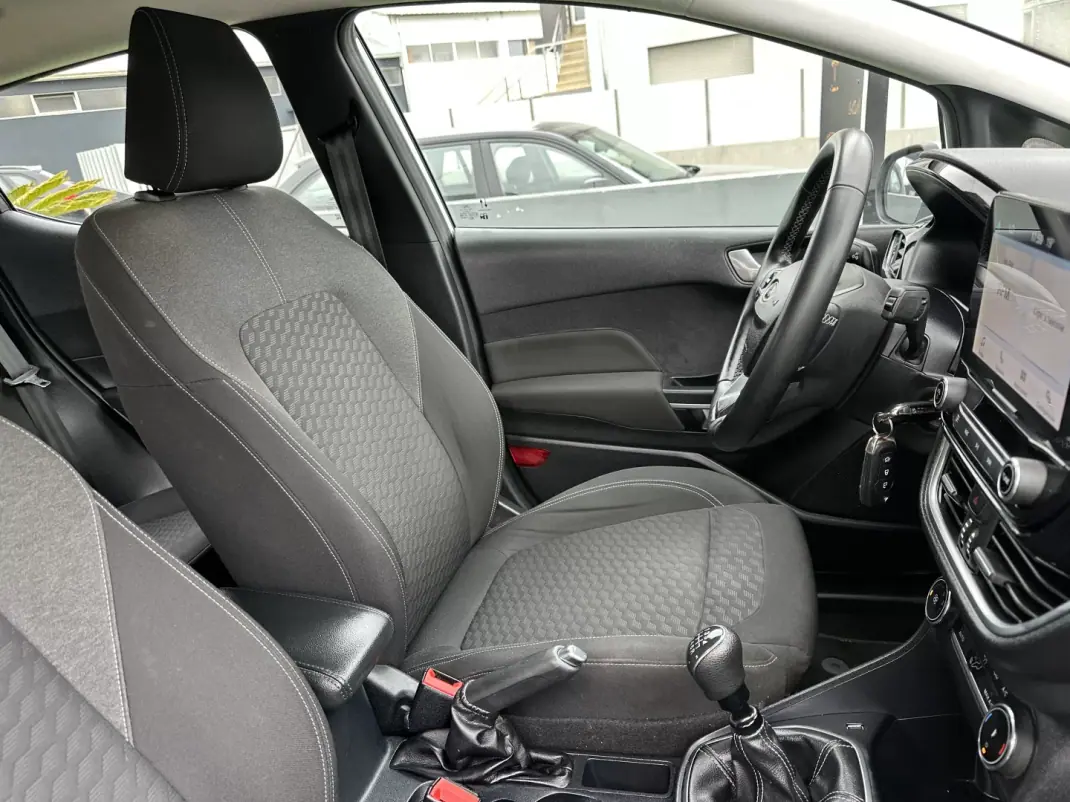 Ford Fiesta 2022 - 15200 EUR, 120000 km - 120000km - foto 56 de 57