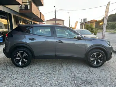 Peugeot 2008 2021 - 16500 EUR, 158900 km - AUTO.MOTO.pt - 158900km - foto 10 de 52