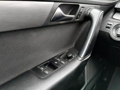 Volkswagen Passat 2012 - 8490 EUR, 296803 km - AUTO.MOTO.pt - 296803km - foto 19 de 27