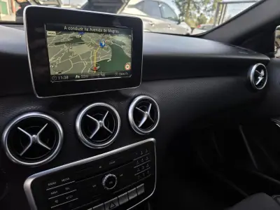 Mercedes-Benz A 180 2016 - 15990 EUR, 163000 km - AUTO.MOTO.pt - 163000km - foto 25 de 31