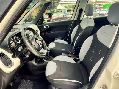Fiat 500L 2016 - 10750 EUR, 138000 km - AUTO.MOTO.pt - 138000km - foto 13 de 16