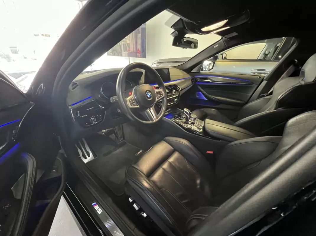 BMW M5 2019 - 87990 EUR, 80000 km - AUTO.MOTO.pt - 80000km - foto 16 de 59