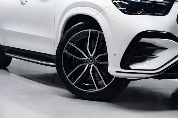 Mercedes-Benz GLE 350 2024 - 94950 EUR, 13000 km - AUTO.MOTO.pt - 13000km - foto 4 de 60