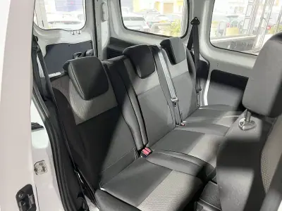 Renault Kangoo 2020 - 16800 EUR, 12073 km - AUTO.MOTO.pt - 12073km - foto 11 de 20