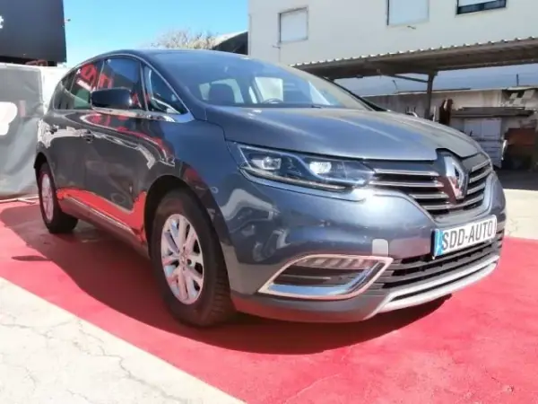 Renault Espace 2018 - 22600 EUR, 151275 km - AUTO.MOTO.pt - 151275km - foto 2 de 34