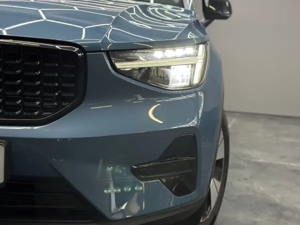 Volvo XC 40 2023 - 39900 EUR, 15000 km - AUTO.MOTO.pt - 15000km - foto 7 de 61