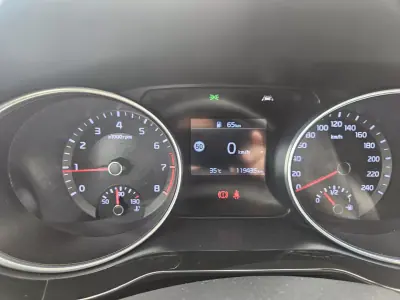 Kia ProCeed 2020 - 17400 EUR, 119400 km - AUTO.MOTO.pt - 119400km - foto 24 de 69