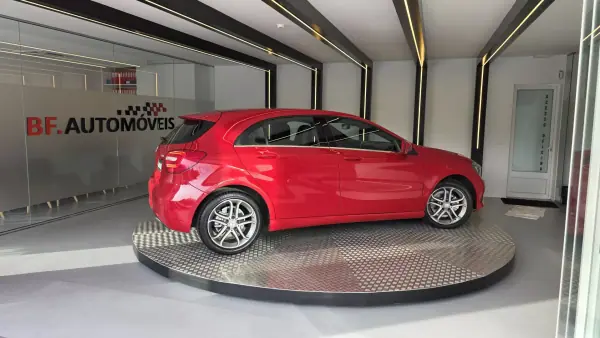 Mercedes-Benz A 160 2015 - 12900 EUR, 208637 km - AUTO.MOTO.pt - 208637km - foto 7 de 53