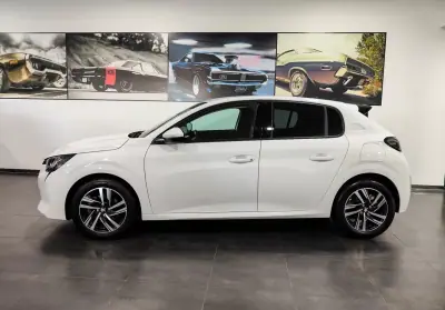 Peugeot 208 2021 - 13990 EUR, 57000 km - AUTO.MOTO.pt - 57000km - foto 11 de 35
