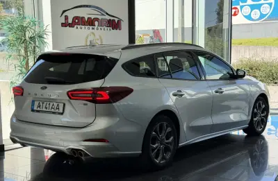 Ford Focus SW 2022 - 13999 EUR, 112017 km - 112017km - foto 2 de 32