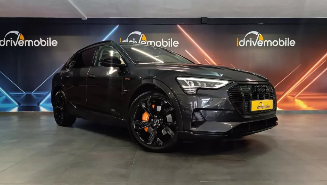 Audi e-tron 2019 - 42900 EUR, 78950 km - AUTO.MOTO.pt - 78950km - foto 11 de 58
