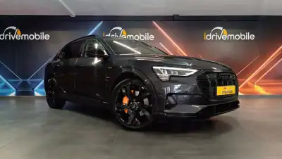 Audi e-tron 2019 - 42900 EUR, 78950 km - AUTO.MOTO.pt - 78950km - foto 11 de 58
