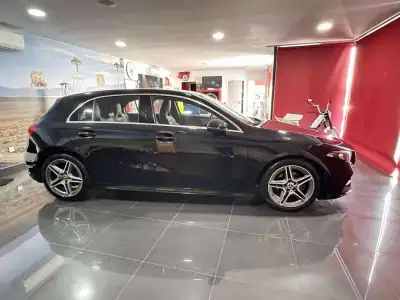 Mercedes-Benz A 180 2018 - 26500 EUR, 93000 km - AUTO.MOTO.pt - 93000km - foto 5 de 23
