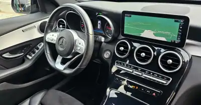 Mercedes-Benz C 300 2020 - 41500 EUR, 94000 km - AUTO.MOTO.pt - 94000km - foto 11 de 46