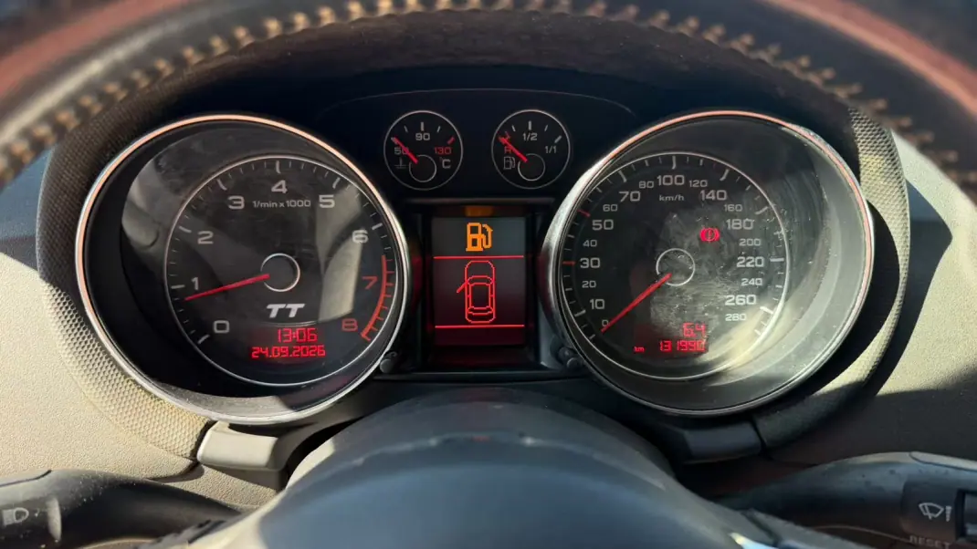 Audi TT Roadster 2007 - 15900 EUR, 130000 km - 130000km - foto 7 de 8
