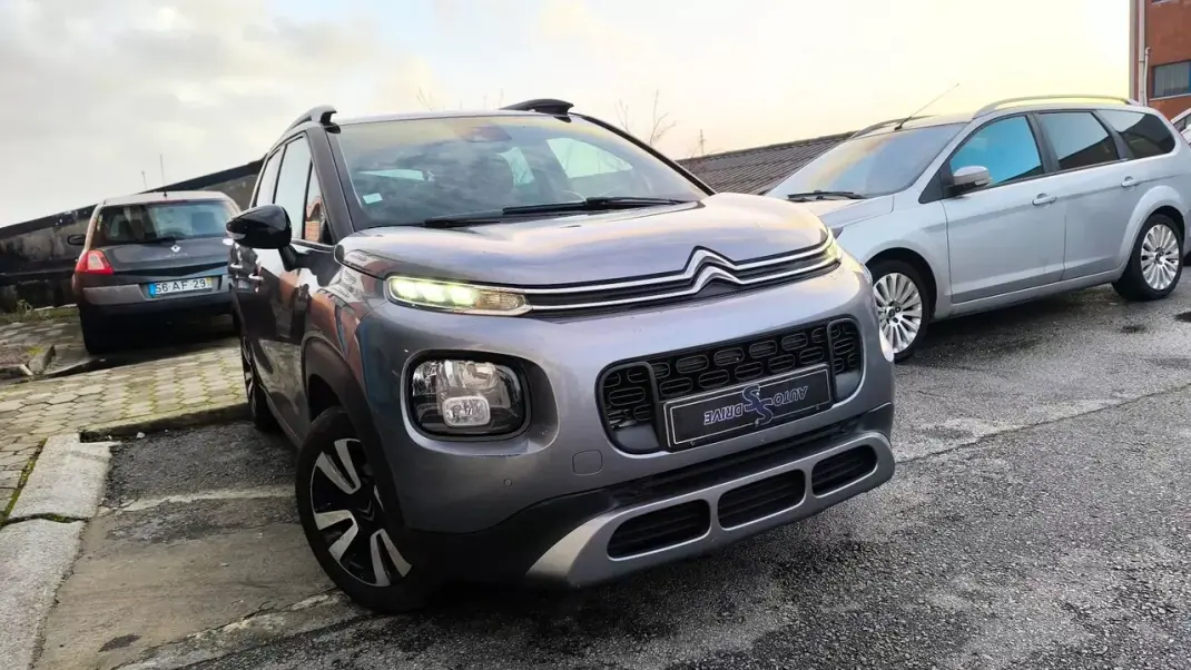 Citroën C3 Aircross 2018 - 10500 EUR, 102000 km - AUTO.MOTO.pt - 102000km - foto 2 de 19