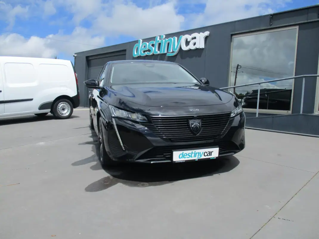 Peugeot 308 2022 - 17250 EUR, 138398 km - AUTO.MOTO.pt - 138398km - foto 1 de 20