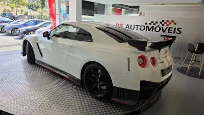 Nissan GT-R 2017 - 300000 EUR, 30685 km - 30685km - foto 22 de 69