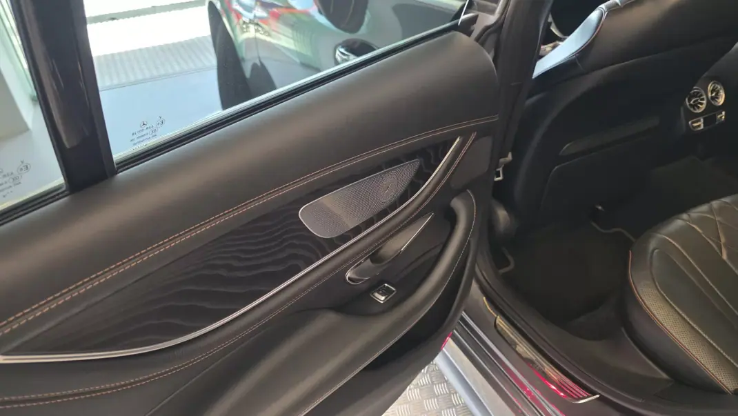 Mercedes-Benz CLS 400 2019 - 44500 EUR, 165703 km - AUTO.MOTO.pt - 165703km - foto 57 de 73