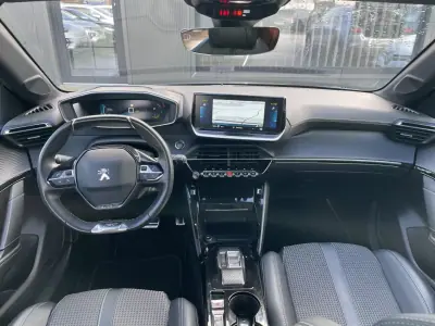 Peugeot e-208 2022 - 18650 EUR, 38776 km - AUTO.MOTO.pt - 38776km - foto 15 de 47