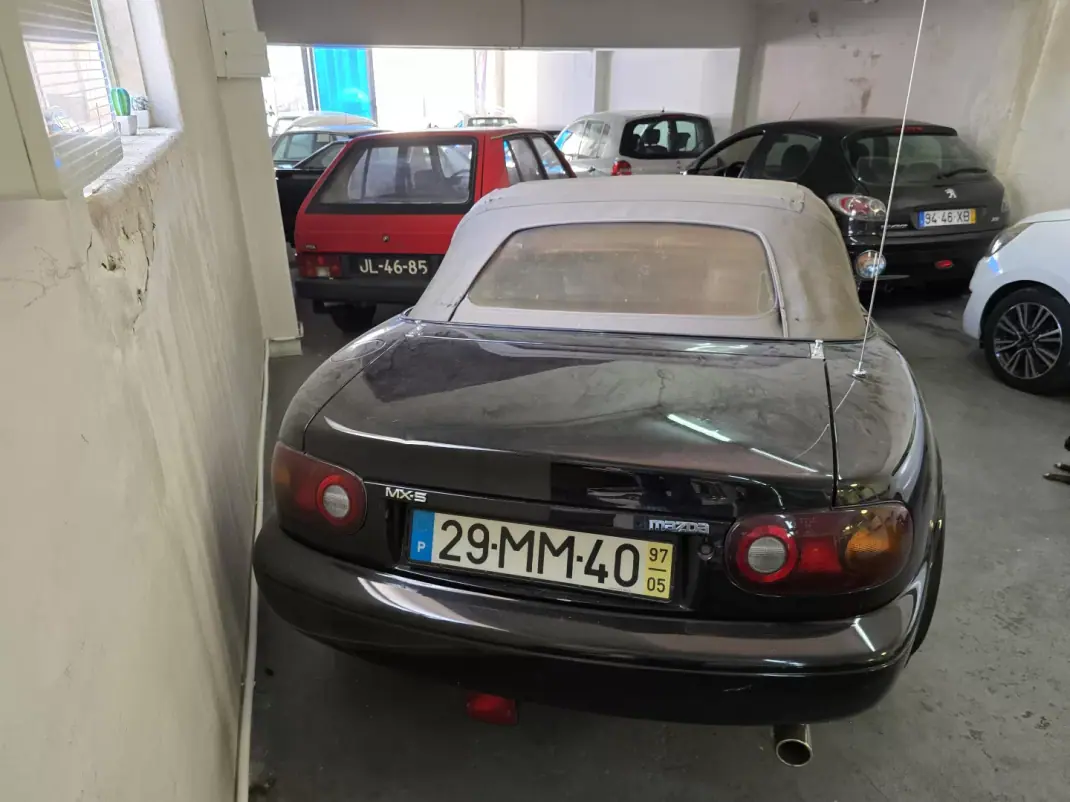 Mazda MX-5 1997 - 12500 EUR, 222000 km - 222000km - foto 5 de 11