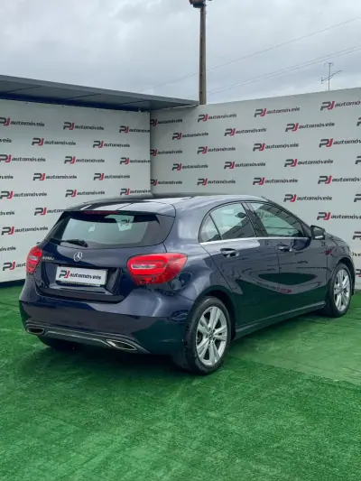Mercedes-Benz A 180 2017 - 15990 EUR, 171488 km - 171488km - foto 10 de 22