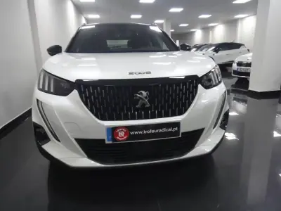 Peugeot 2008 2020 - 17500 EUR, 59000 km - AUTO.MOTO.pt - 59000km - foto 3 de 28